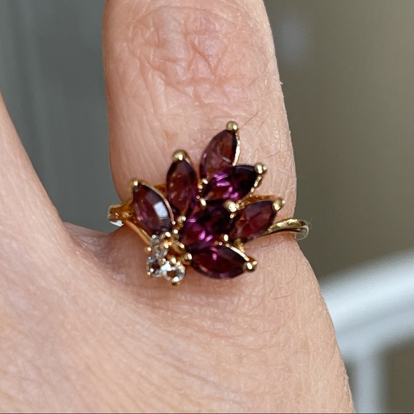 1970s rhinestone gold tone pinky ring - Picture 3 of 11